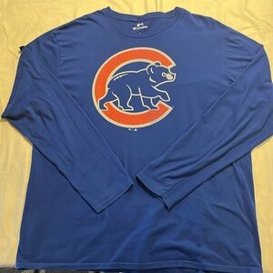 Chicago Cubs long sleeve tee